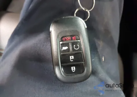 2023 Honda Cr-V Hybrid Sport Touring z USA, uszkodzony, nr VIN 7FARS6H96PE026108